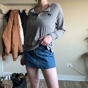 Victoria Secret Pink long sleeve w/ buttons